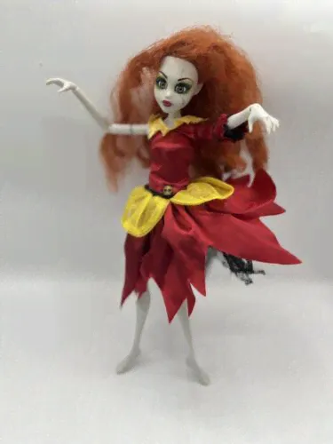 Monsters High Doll Once Upon A Zombie Disney Princess belle